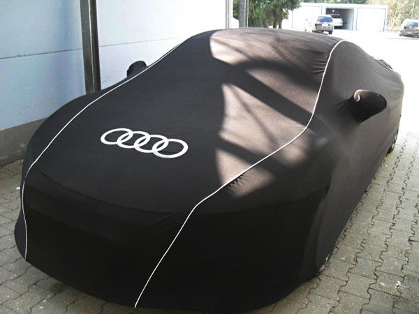 Audi R8 V10 schwarz Carbon