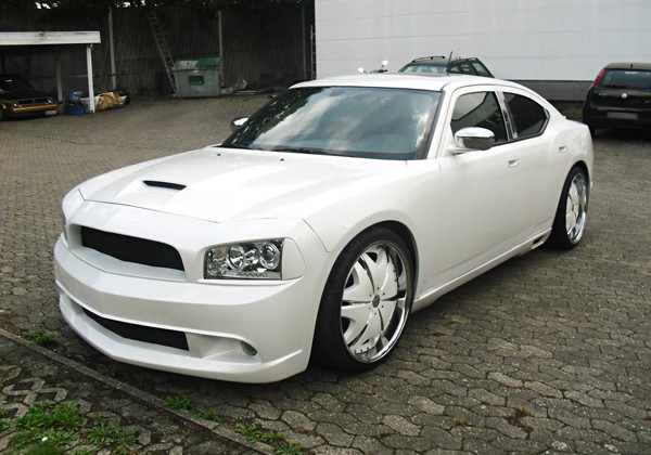 Dodge Charger Lackierung weiss