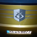 Fiat Punto Sonderlackierung gold Werbebeschriftung Emblem