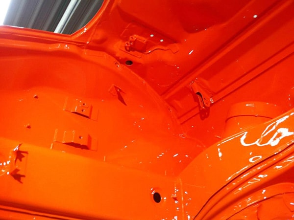 Porsche 964 Tuning Motor Kohlefaser und Lackierung orange