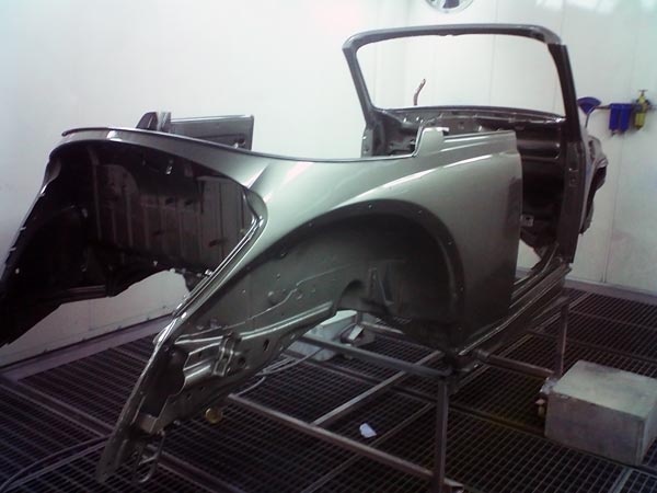 VW Käfer Cabrio silber grau Aufarbeitung Karosserie