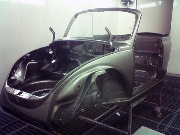 VW Käfer Cabrio silber grau Aufarbeitung Karosserie