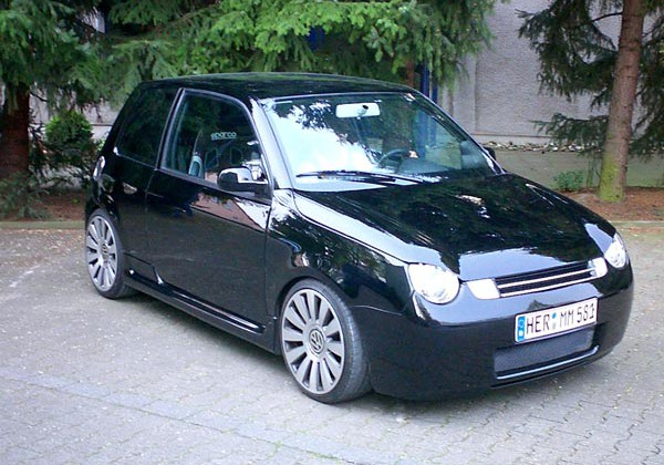 VW Lupo Autolackierung schwarz